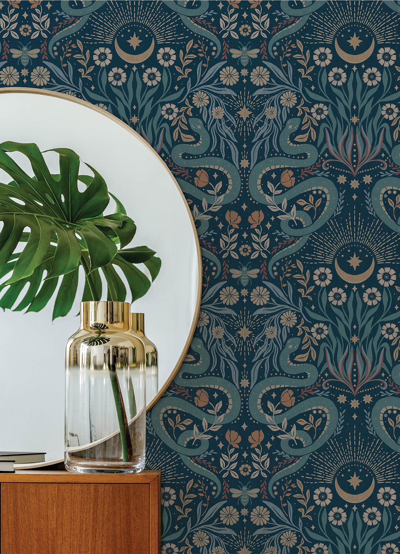 Mystic Serpent P&S Wallpaper in a room setting