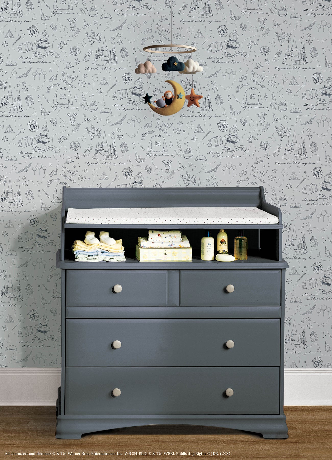 Harry Potter Magical Moments Trail P&S Wallpaper in a room setting