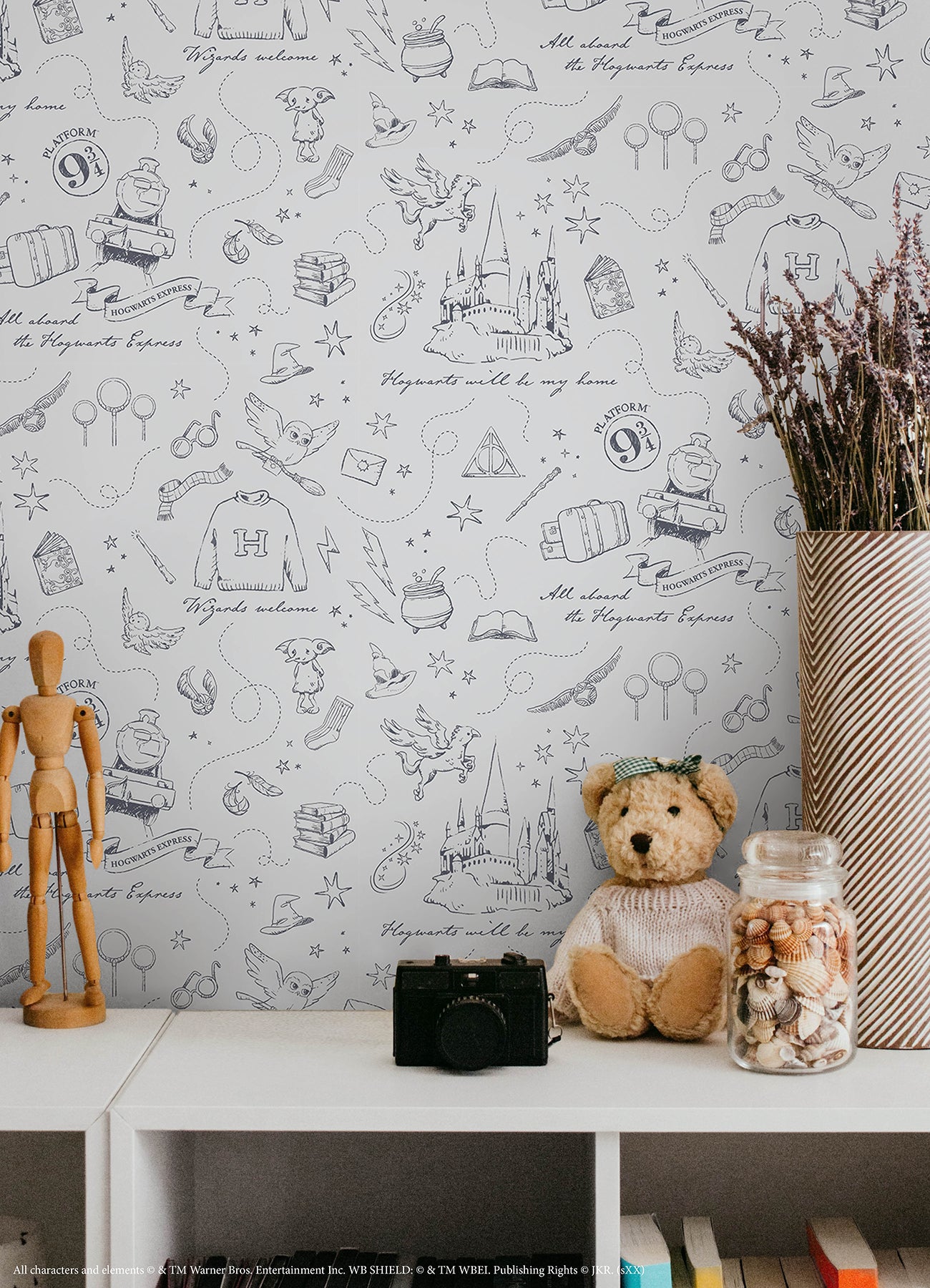 Harry Potter Magical Moments Trail P&S Wallpaper in a room setting
