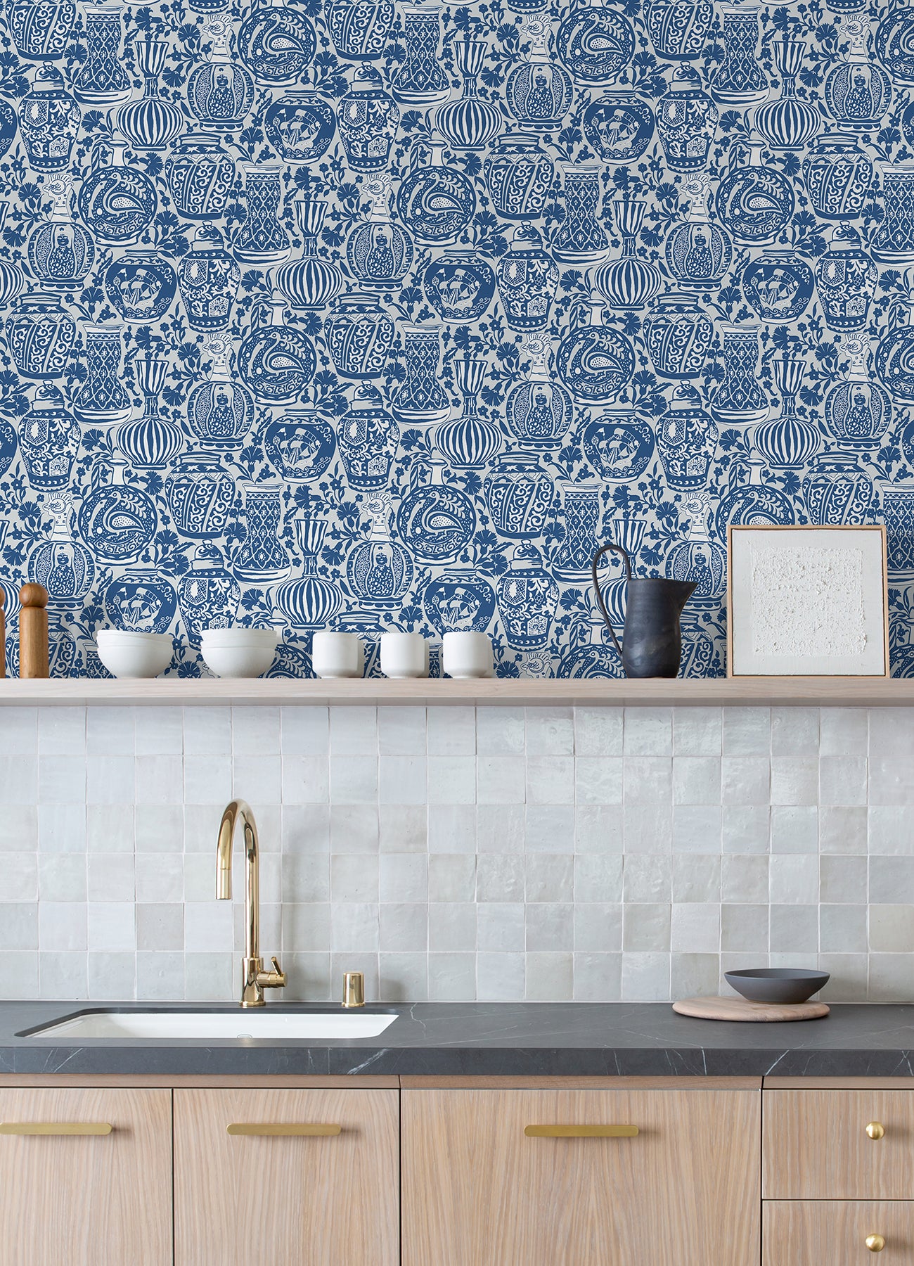 Delft Pottery P&S Wallpaper in a room setting