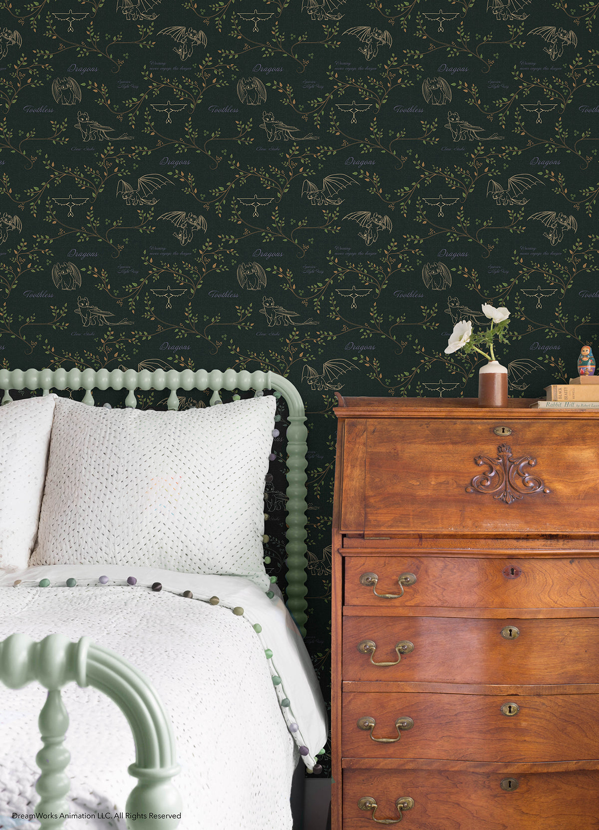 RMWS1297 Peel and Stick Wallpaper in a room setting