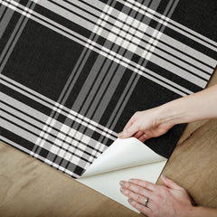 Clueless Dionne P&S Wallpaper - how to peel