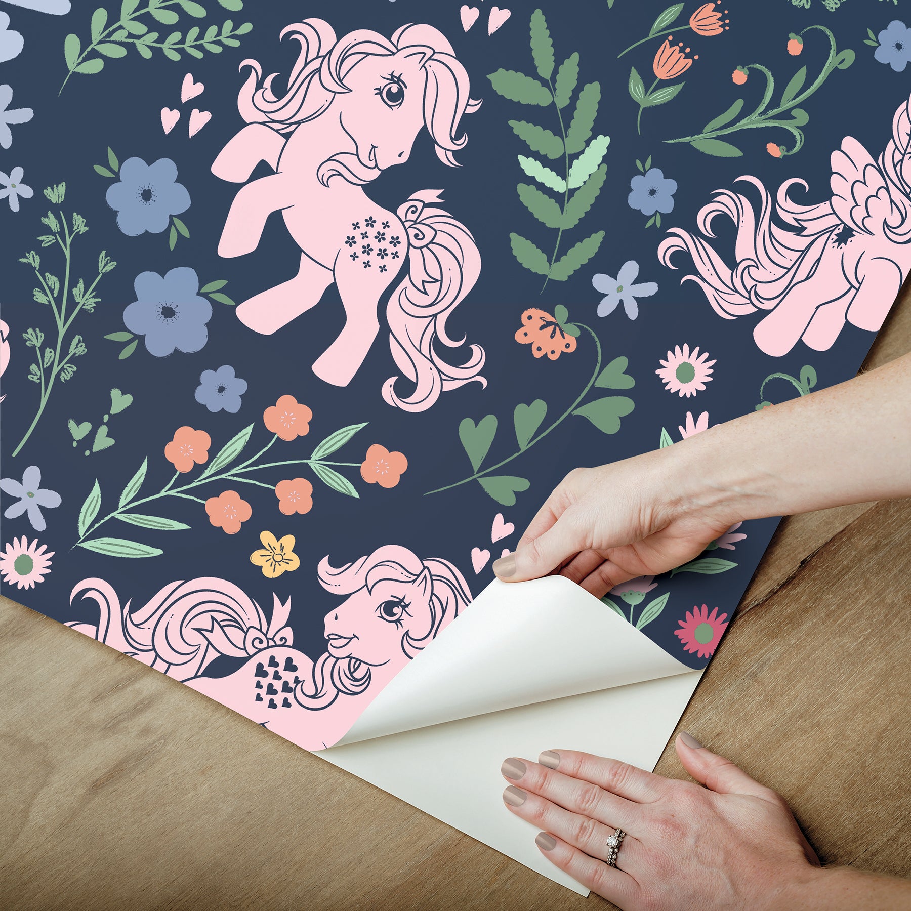 My Little Pony Retro Floral P&S Wallpaper - how to peel