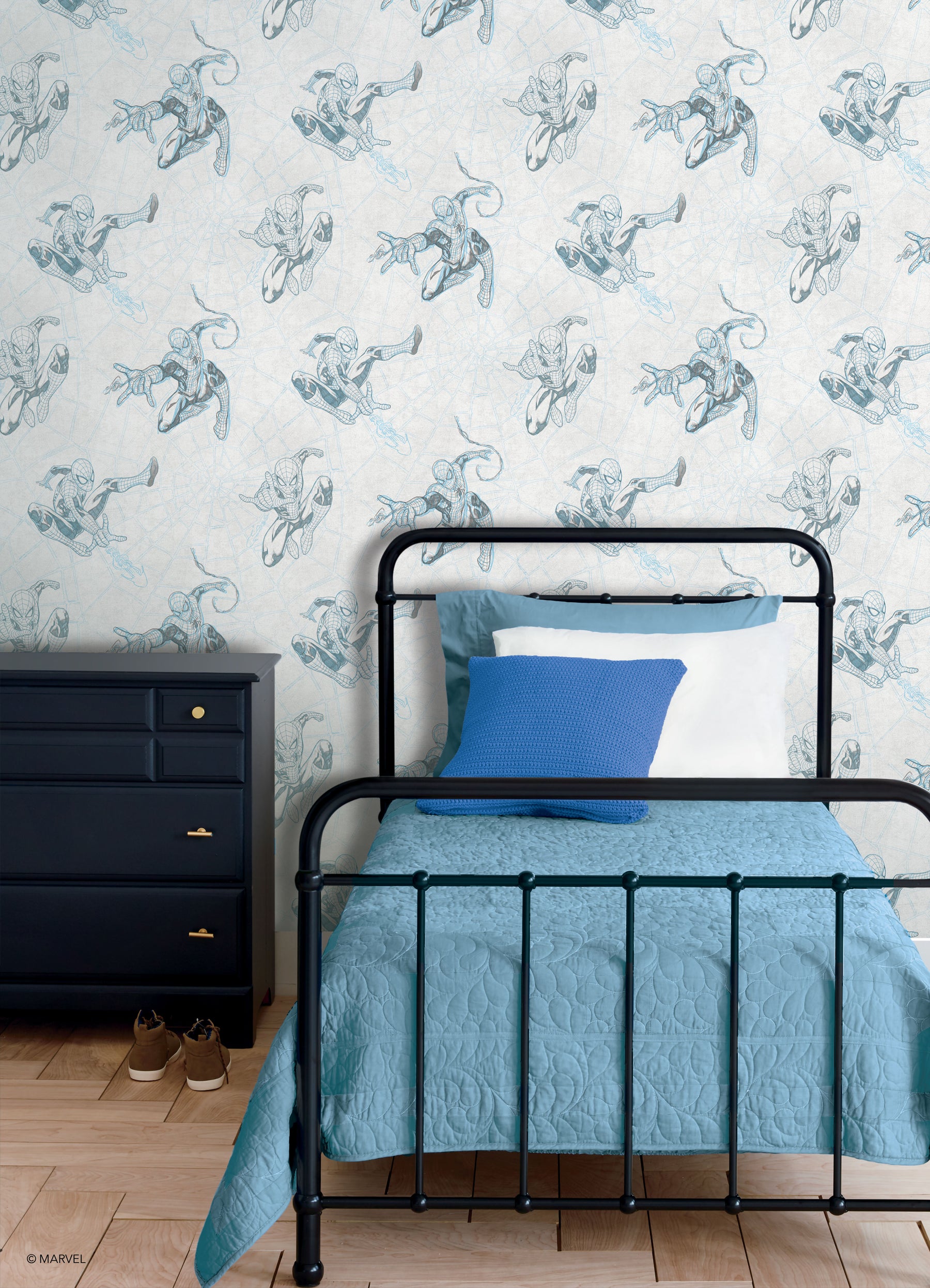 Spider-man Webs P&S Wallpaper in a room setting
