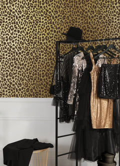 RPS6151-peel-and-stick-wallpaper-room-scene-detail-closeup