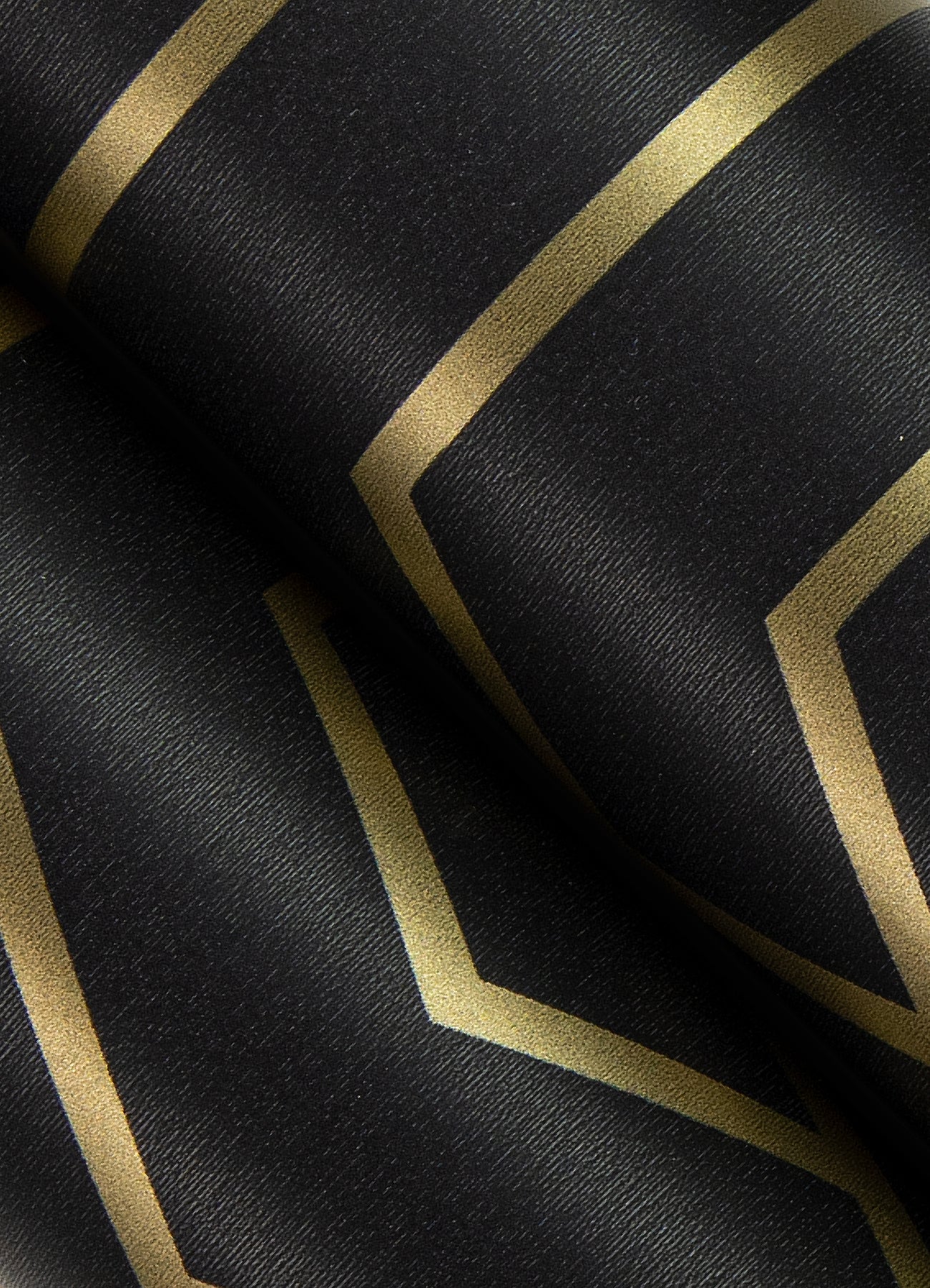 Ramsey P&S Wallpaper pattern close-up