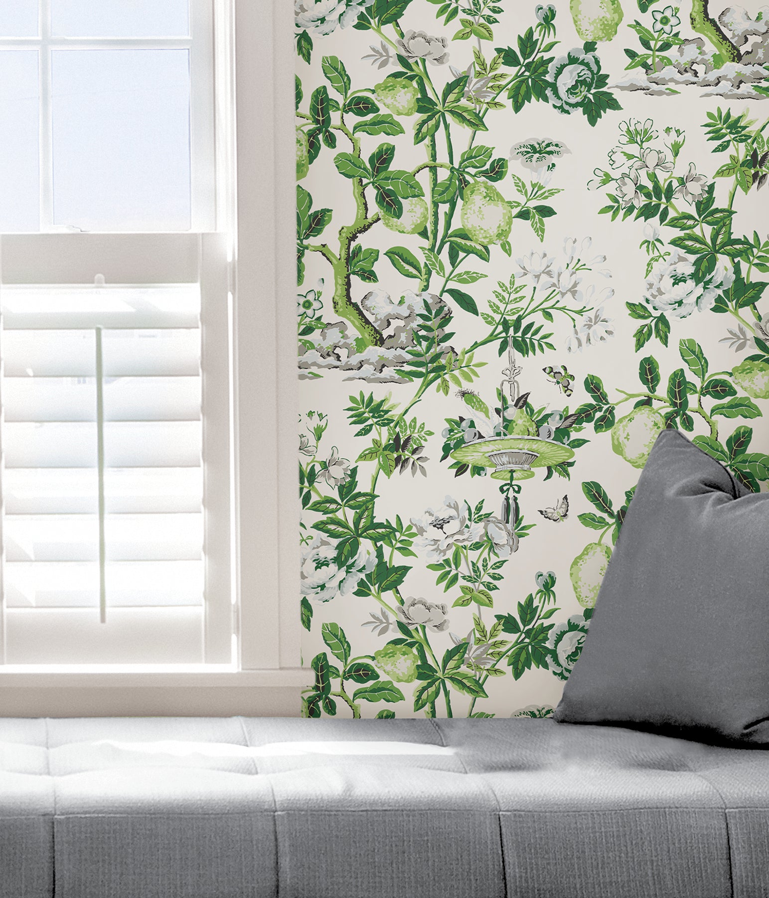 Shantung Garden P&S Wallpaper in a room setting
