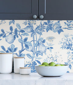Shantung Garden P&S Wallpaper in a room setting