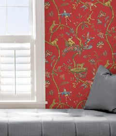 Chinoise Exotique P&S Wallpaper in a room setting
