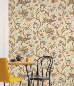 Chinoise Exotique P&S Wallpaper in a room setting
