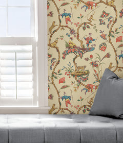 Chinoise Exotique P&S Wallpaper in a room setting