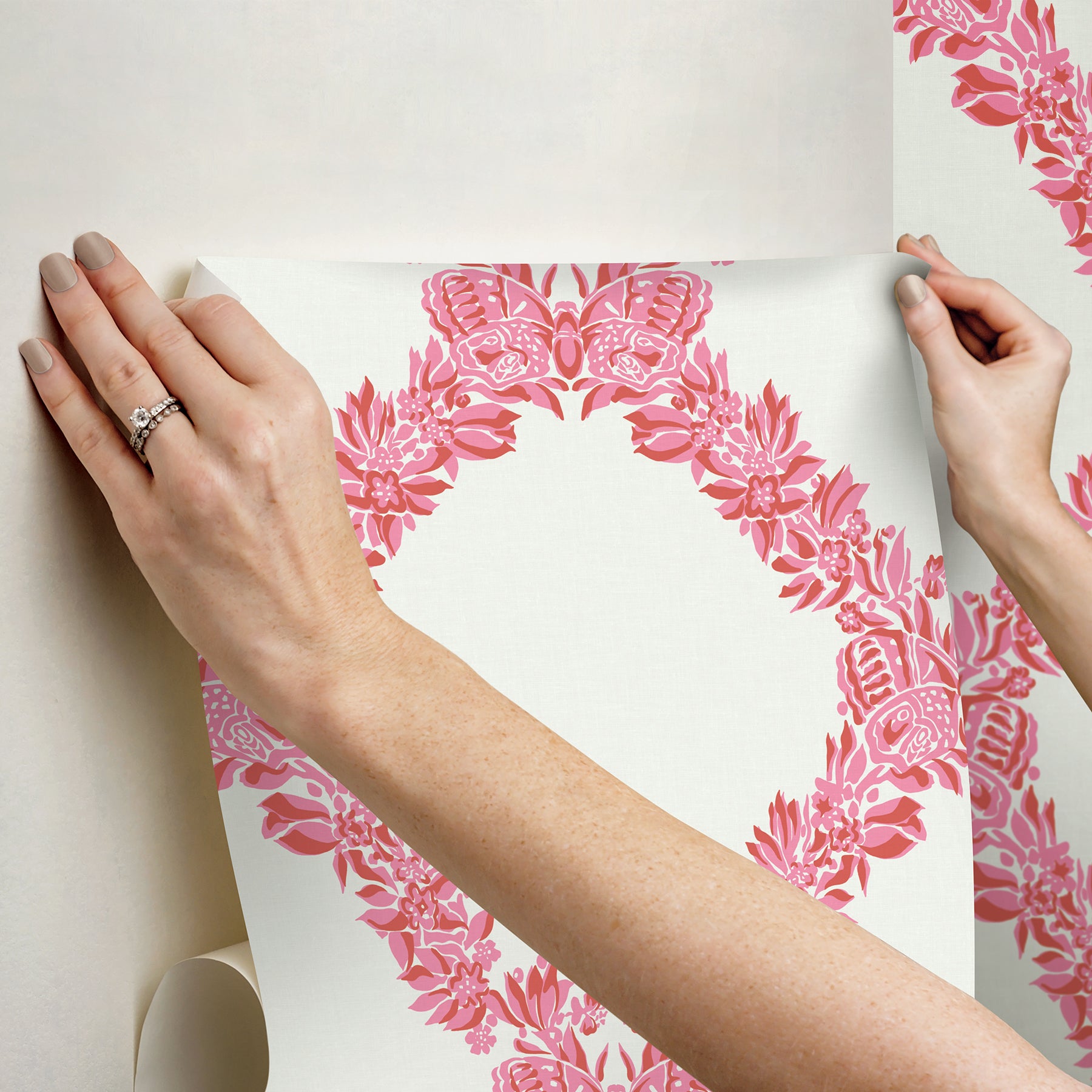 Wreath P&S Wallpaper - how to stick