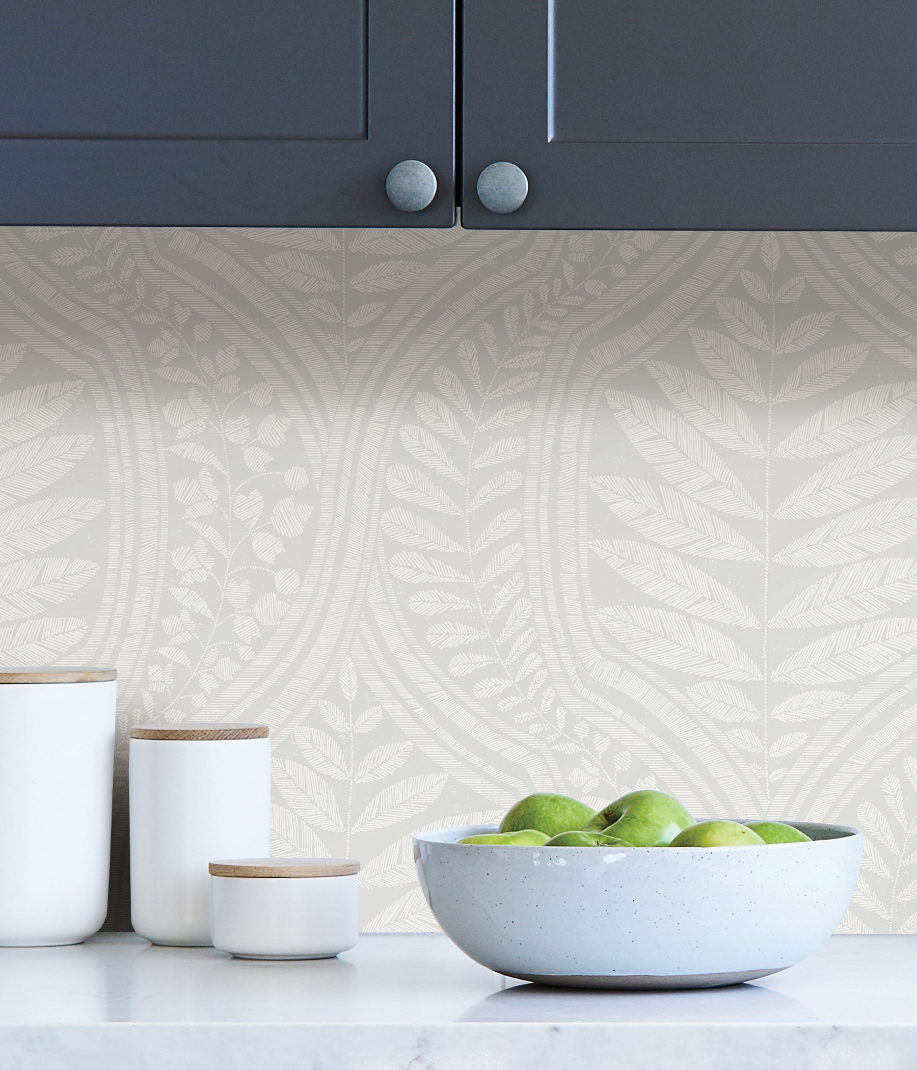 Foliate P&S Wallpaper in a room setting