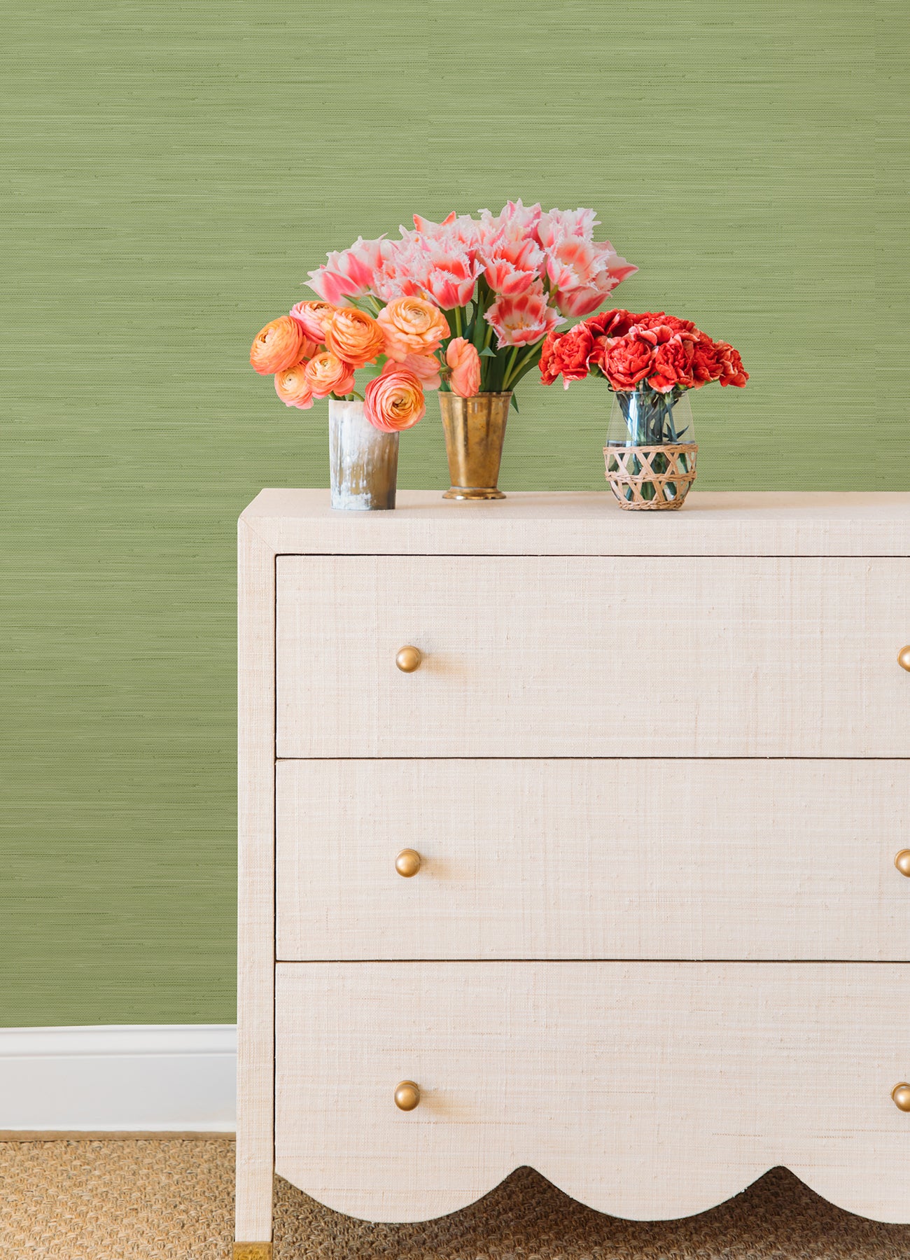 Classic Faux P&S Wallpaper in a room setting