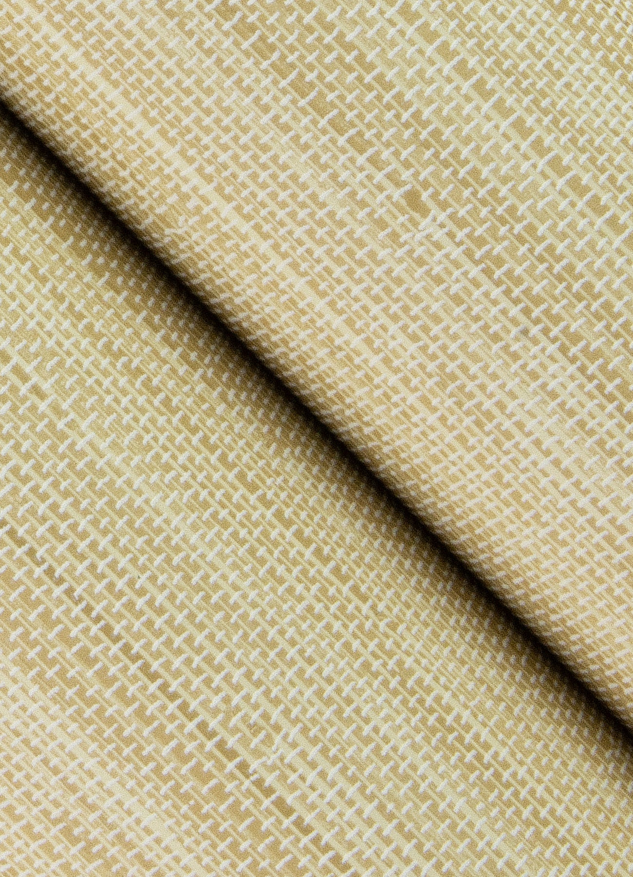 Classic Faux P&S Wallpaper pattern close-up