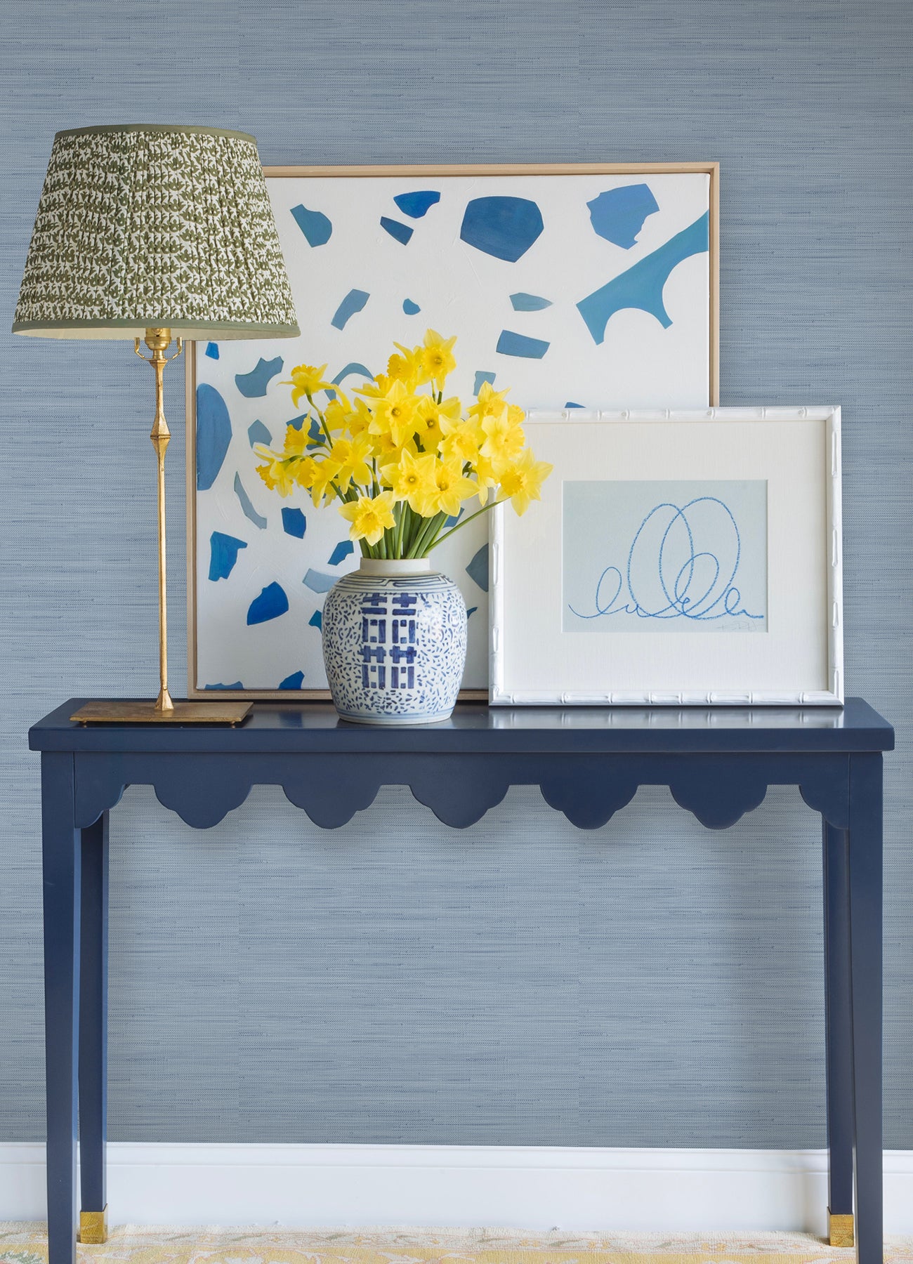 Classic Faux P&S Wallpaper in a room setting