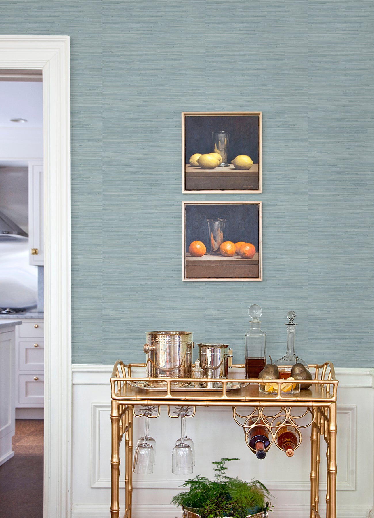 Classic Faux P&S Wallpaper in a room setting