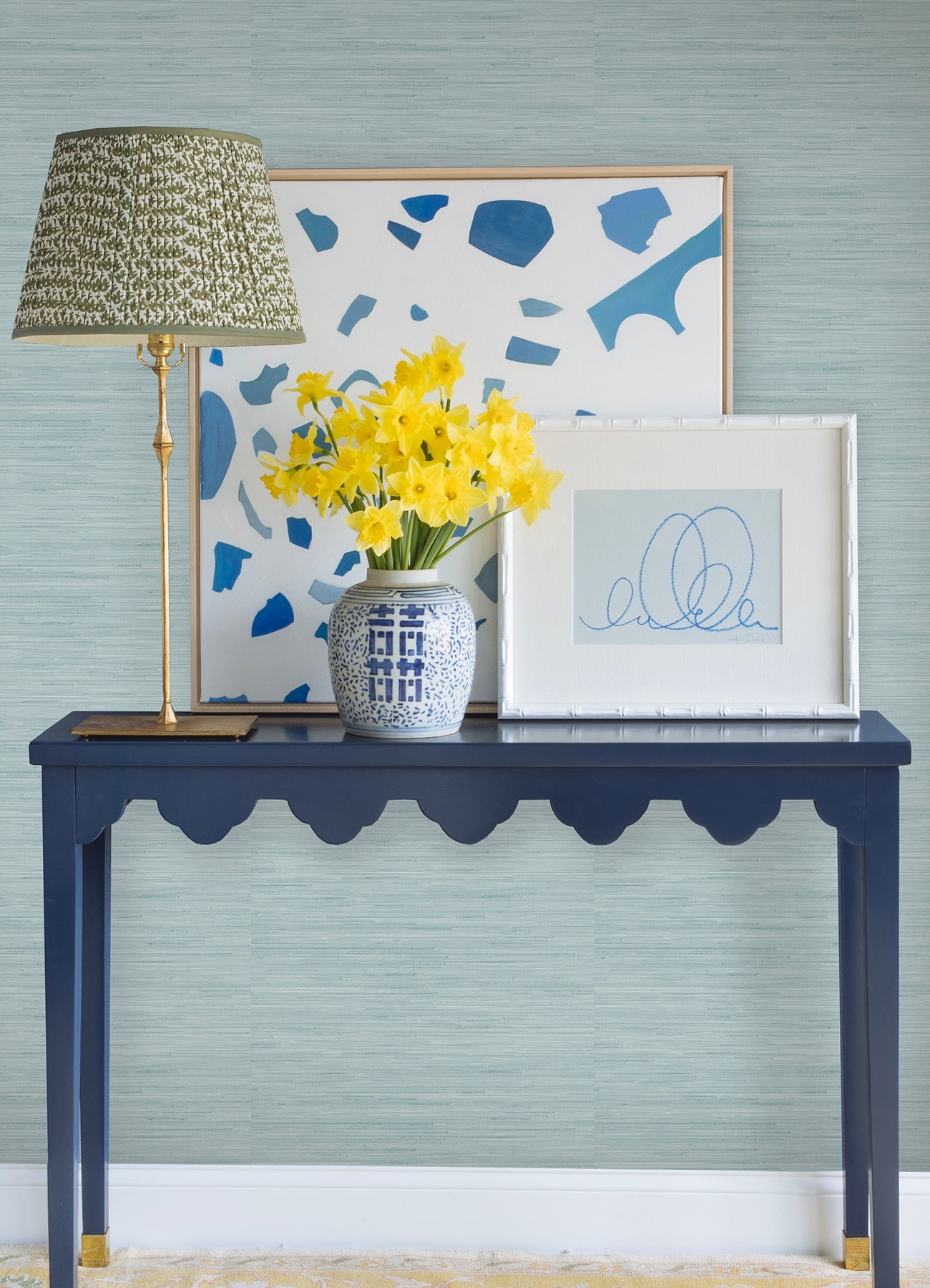 Classic Faux P&S Wallpaper in a room setting
