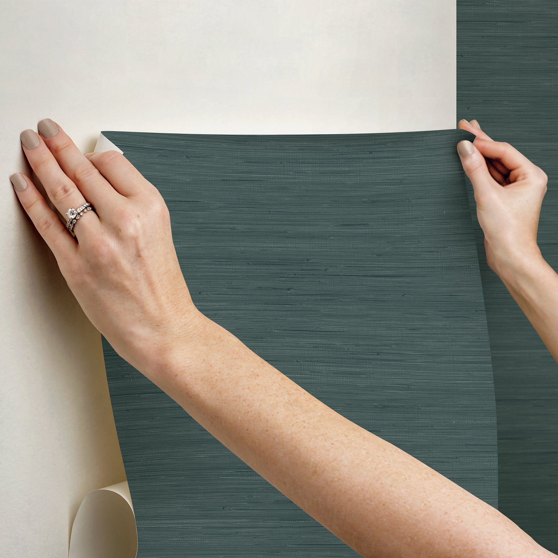Classic Faux P&S Wallpaper - how to stick