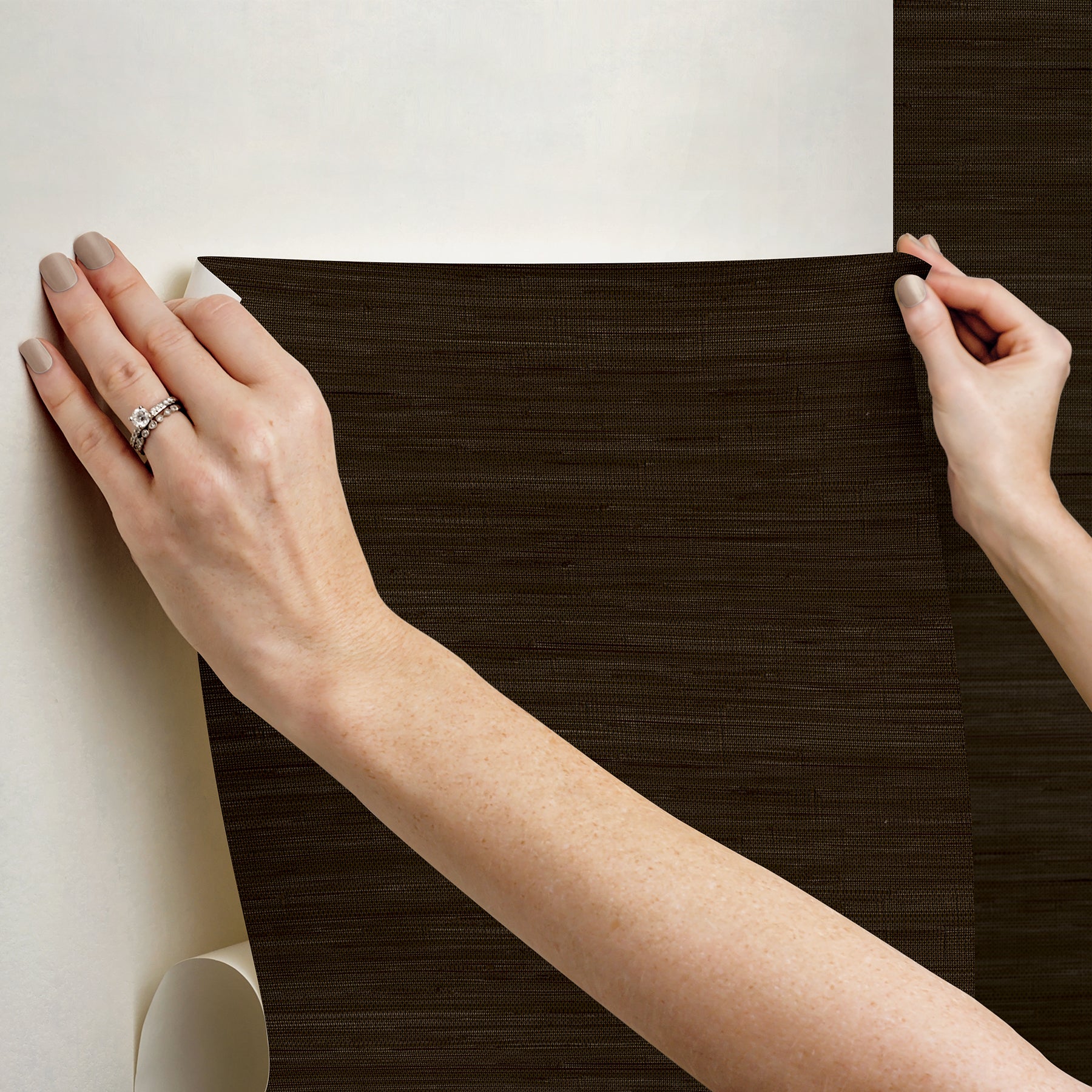 Classic Faux P&S Wallpaper - how to stick