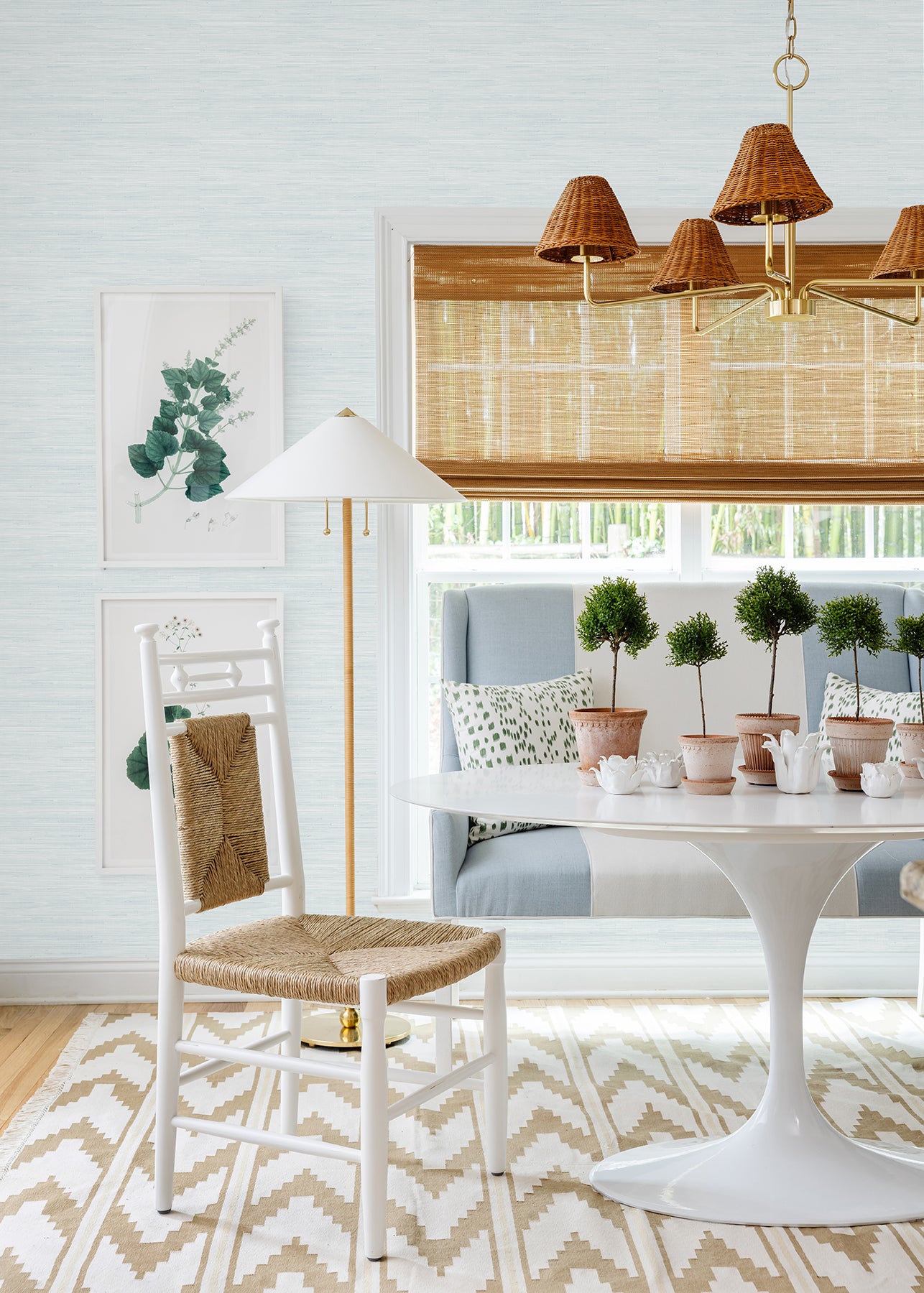 Classic Faux P&S Wallpaper in a room setting
