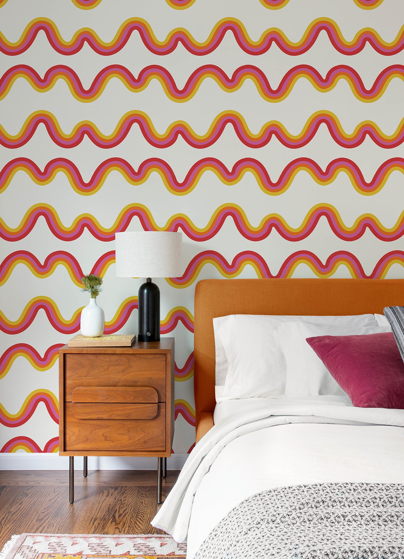 Beverly Slopes P&S Wallpaper in a room setting