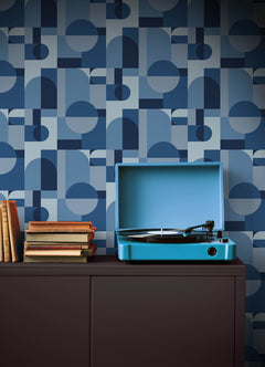 Boxanne P&S Wallpaper in a room setting