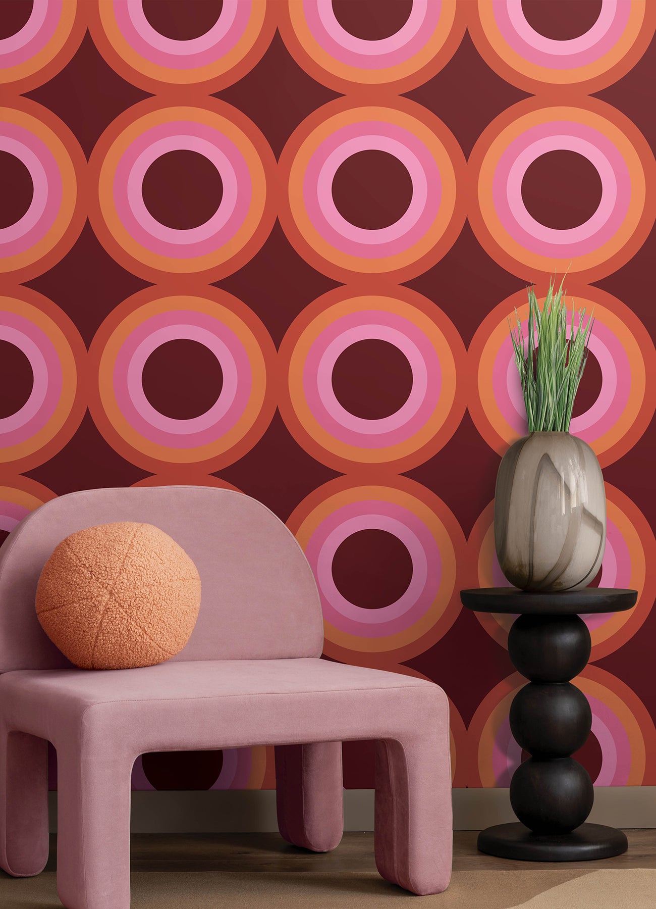 Sir Culls P&S Wallpaper in a room setting