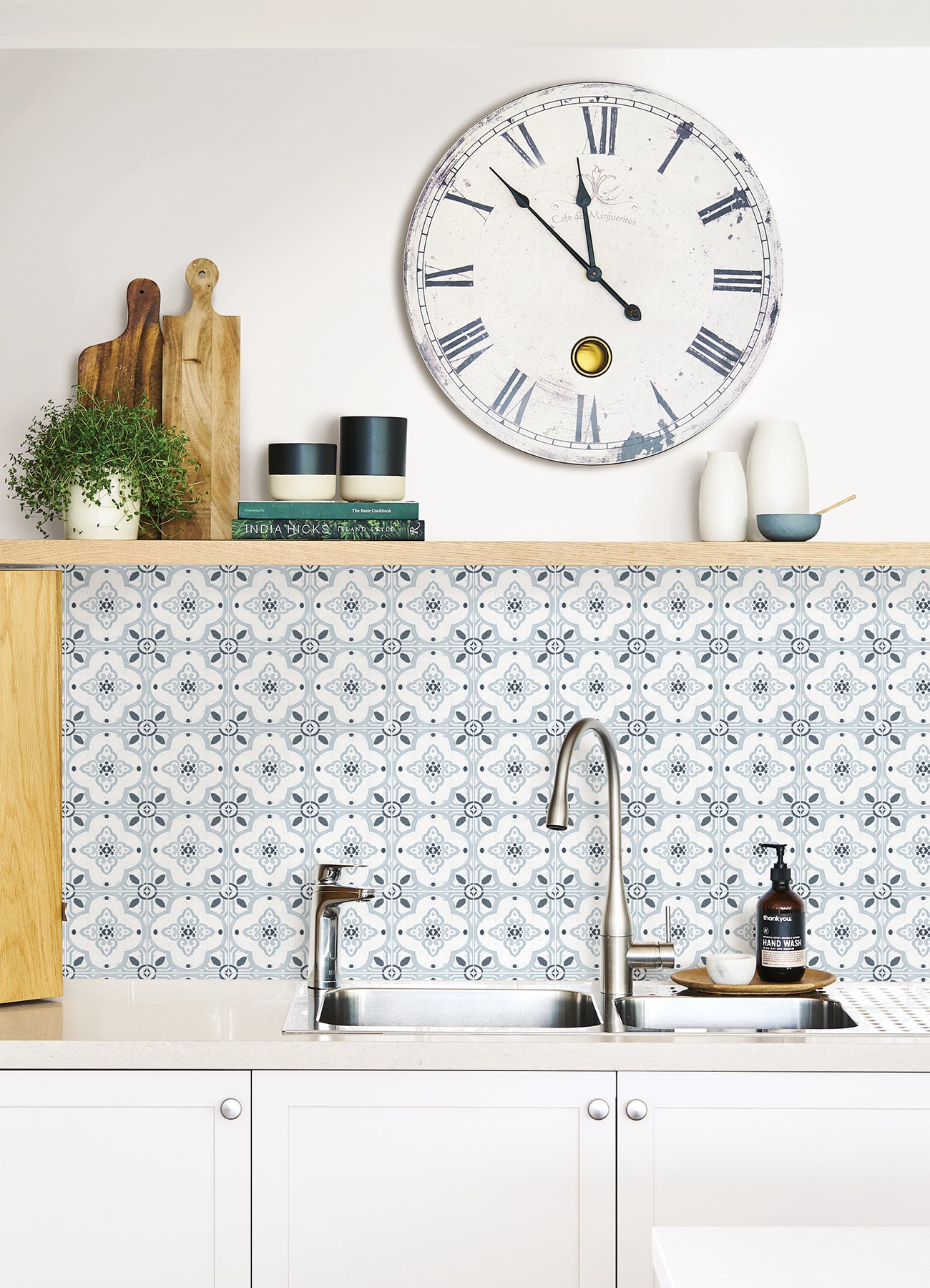 Clover Tiles in a room setting
