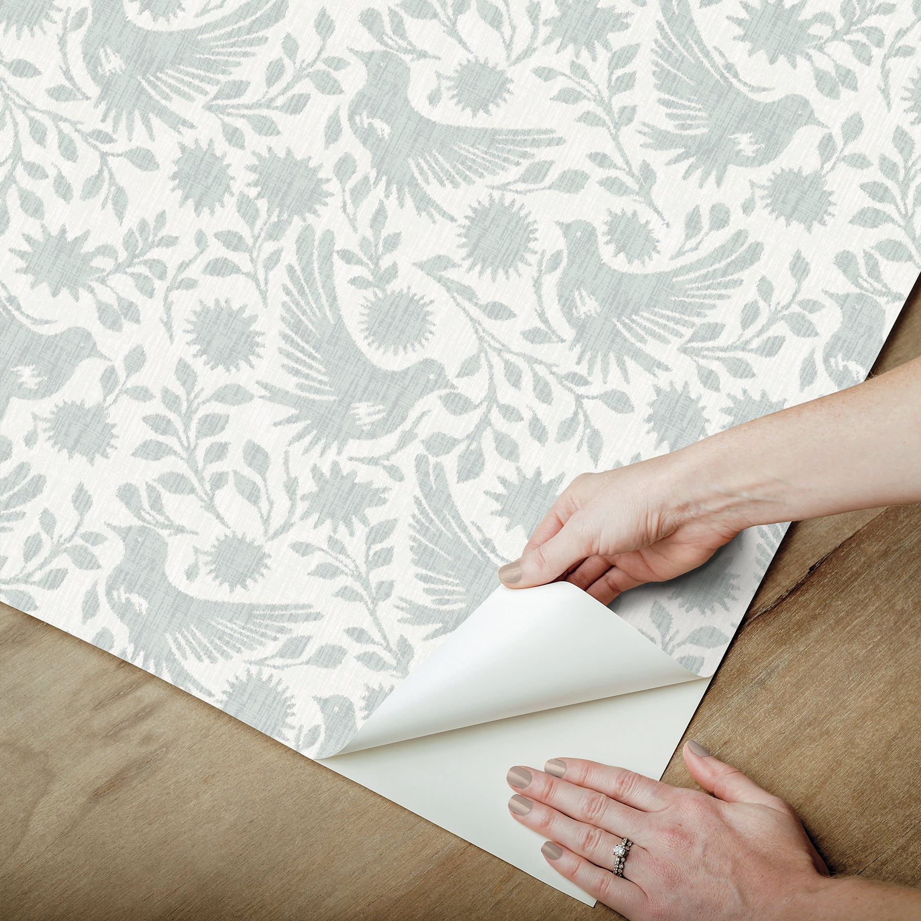 Winged Serenade P&S Wallpaper - how to peel