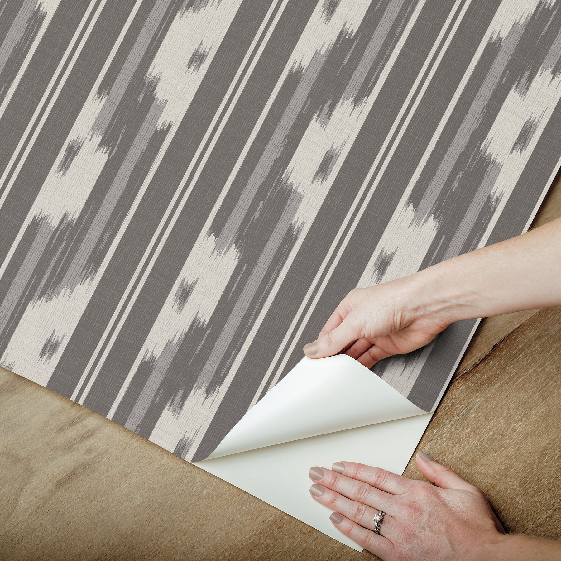 Ojai P&S Wallpaper - how to peel